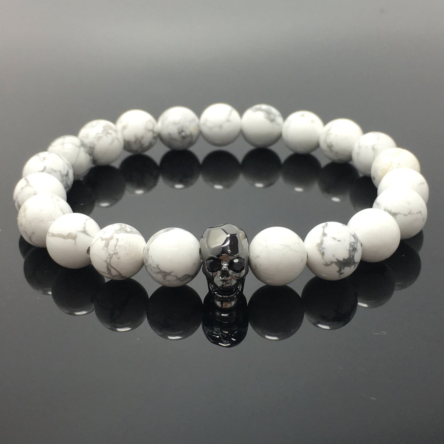 Skull Pendant Howlite Stone Beaded Bracelet