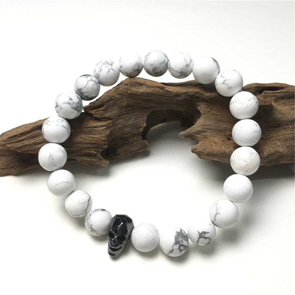 Skull Pendant Howlite Stone Beaded Bracelet