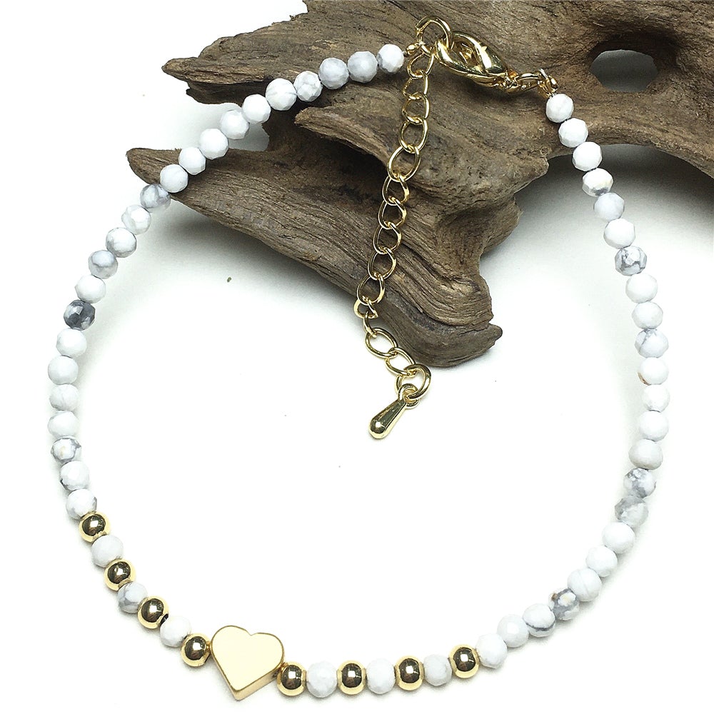 Howlite Gemstone Adjustable tiny Beads Gemstone Bracelet with Love Heart Charm