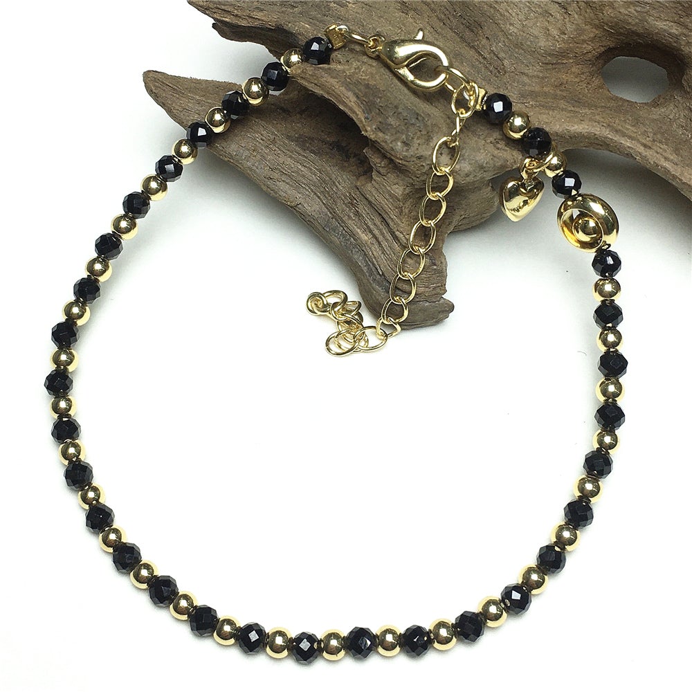 Natural Black Spinel Gemstone Adjustable Bracelet Tiny Beads Gemstone Bracelet with Love Heart Charm