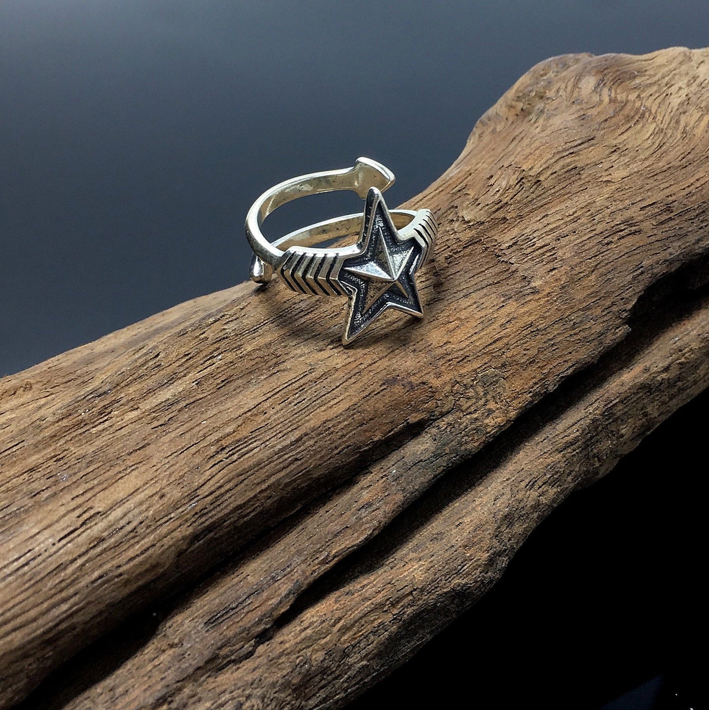 Cody Sanderson Double Arrow Star Ring