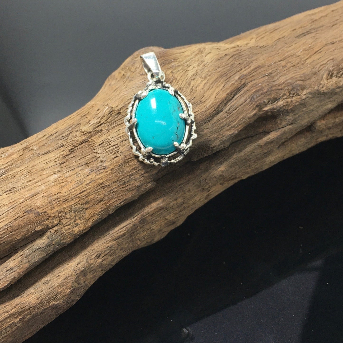 Green Oval Turquoise 925 Sterling Silver Gemstone Jewelry Pendant