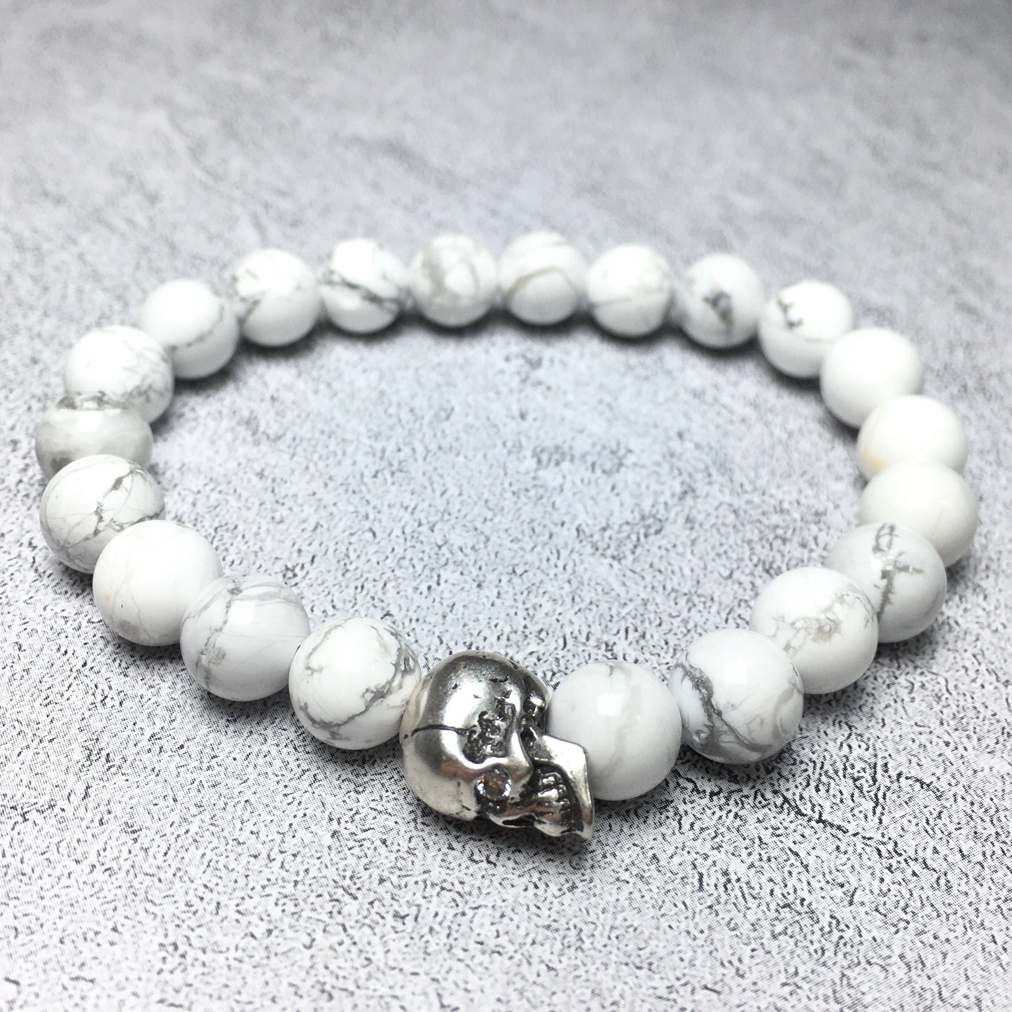 Howlite Gemstone Bold Skull Bracelet Women Men Beaded Stretch Bracelet Jewelry