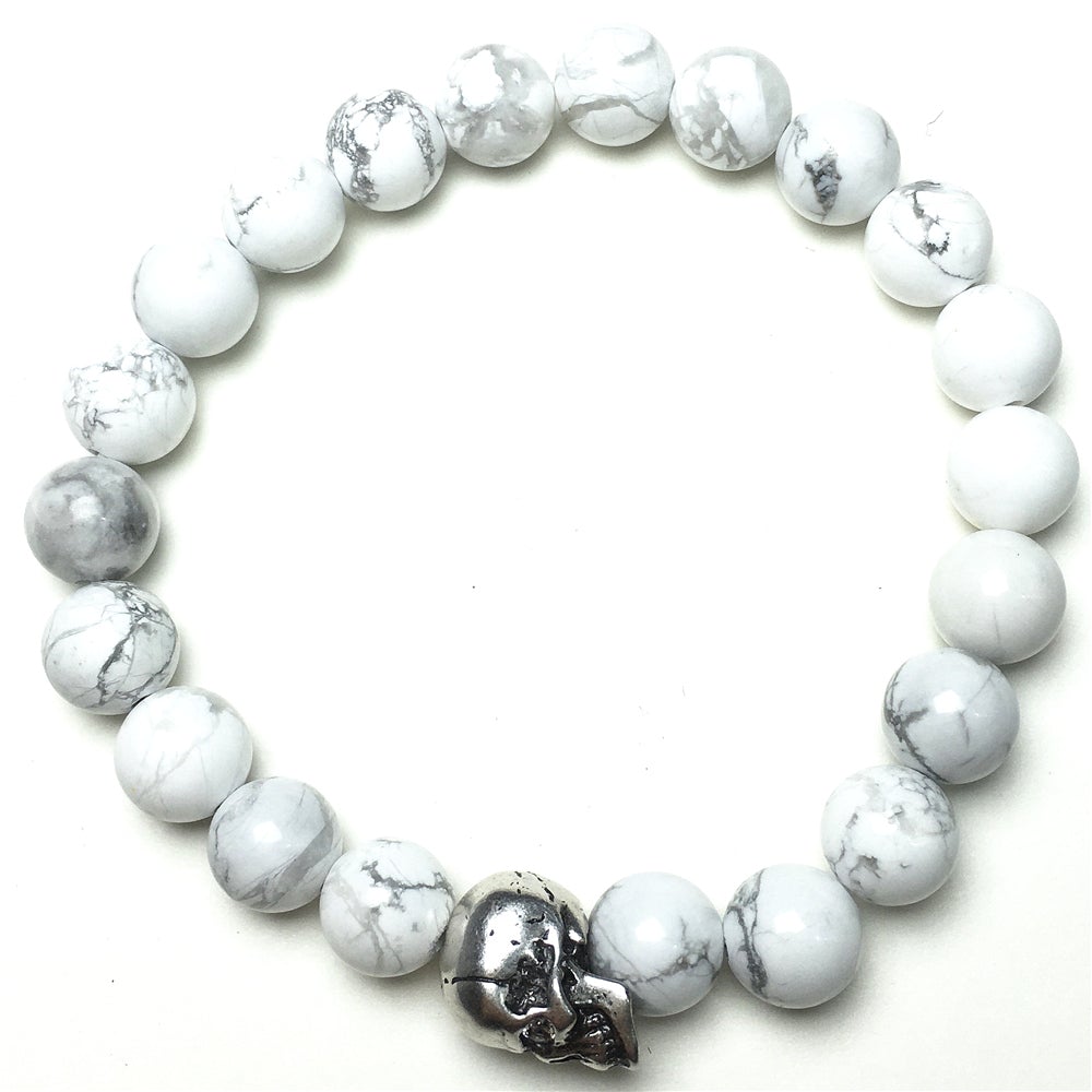 Howlite Gemstone Bold Skull Bracelet Women Men Beaded Stretch Bracelet Jewelry