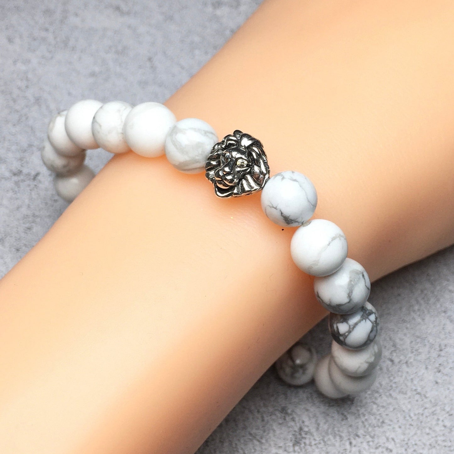 Natural Howlite Beaded Bracelet Elastic Adjustable Gemstone Bracelet Lion Style