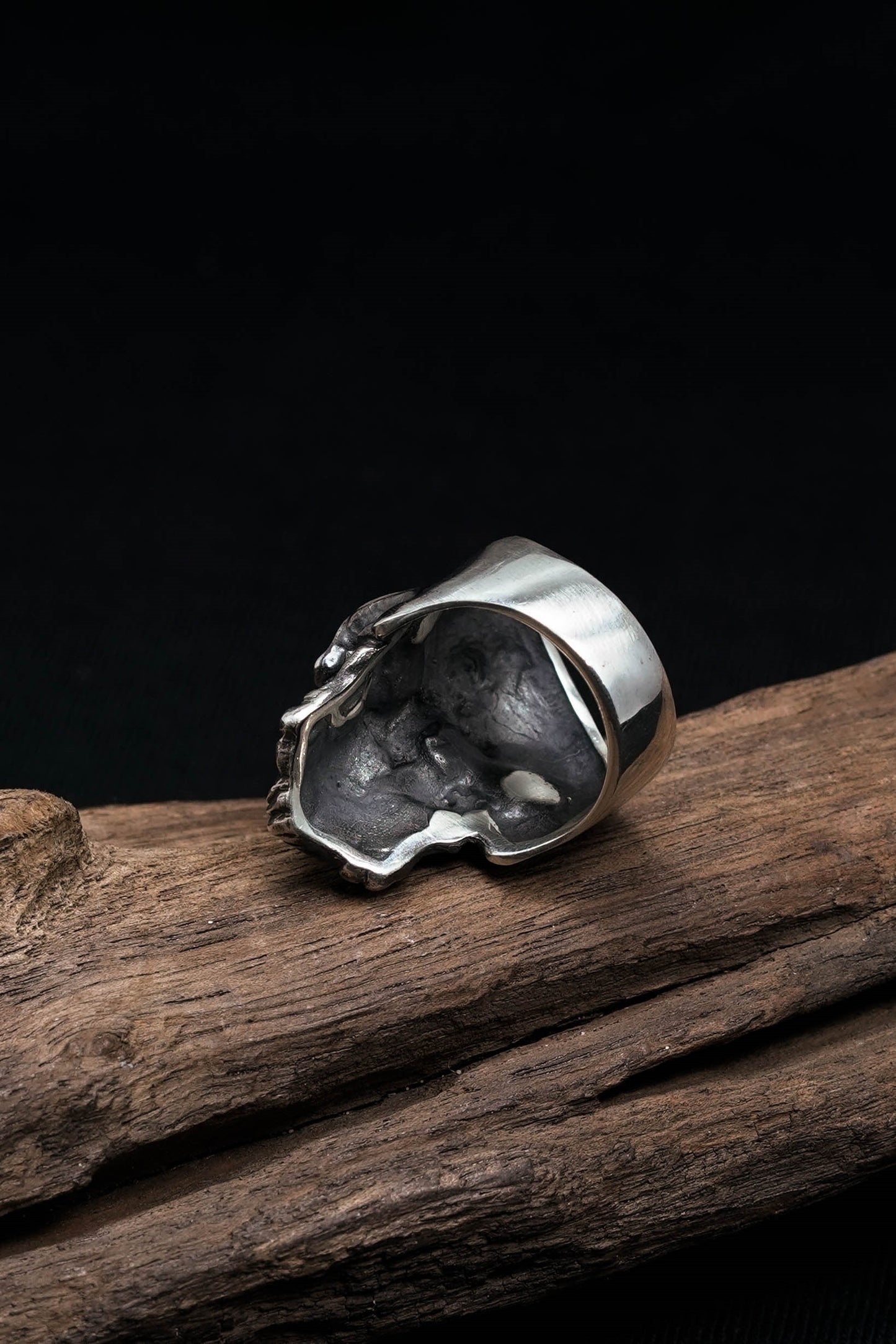 Retro Gothic Skull Silver Ring