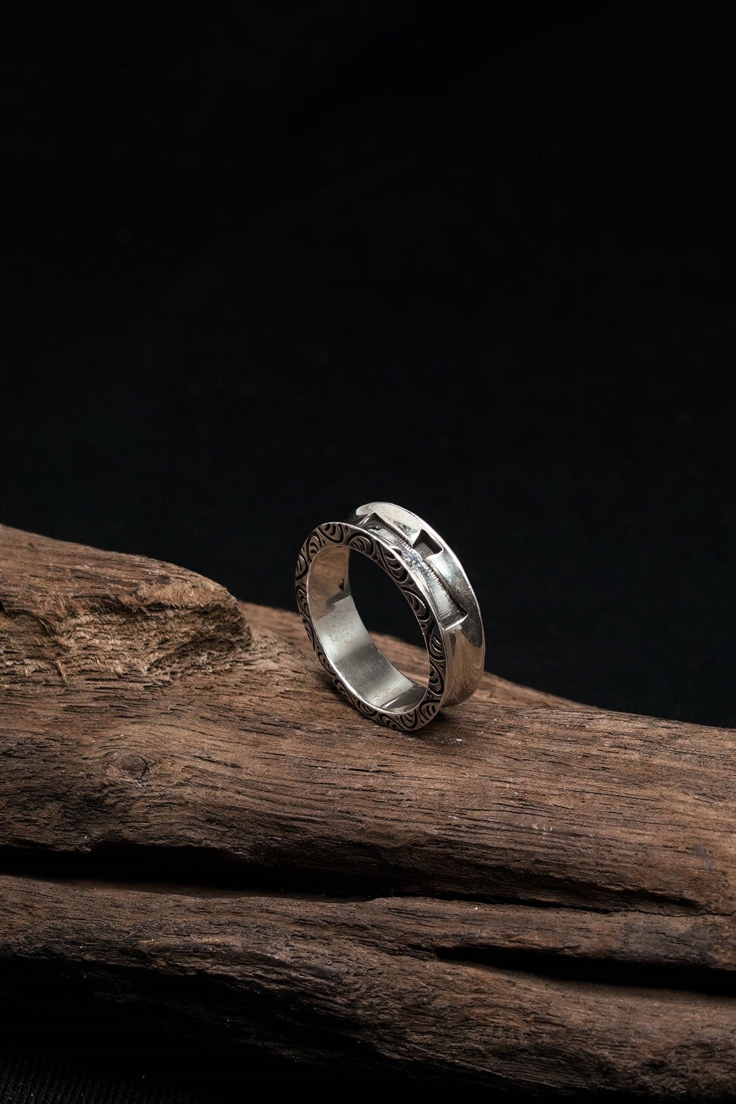 Small Cross 925 Sterling Silver Retro Ring