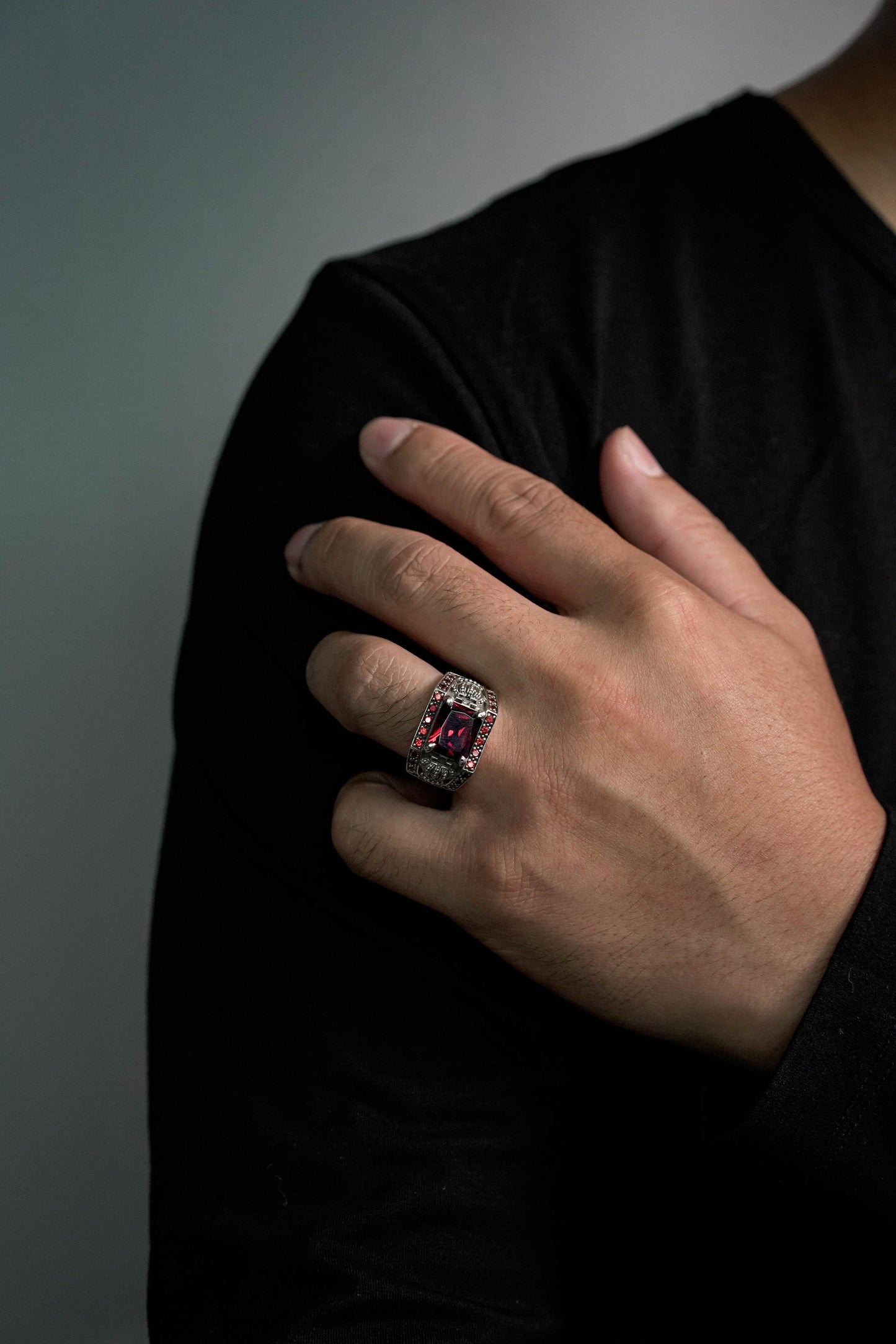 Retro Silver Crown Red Zircon Square Vampire Rings
