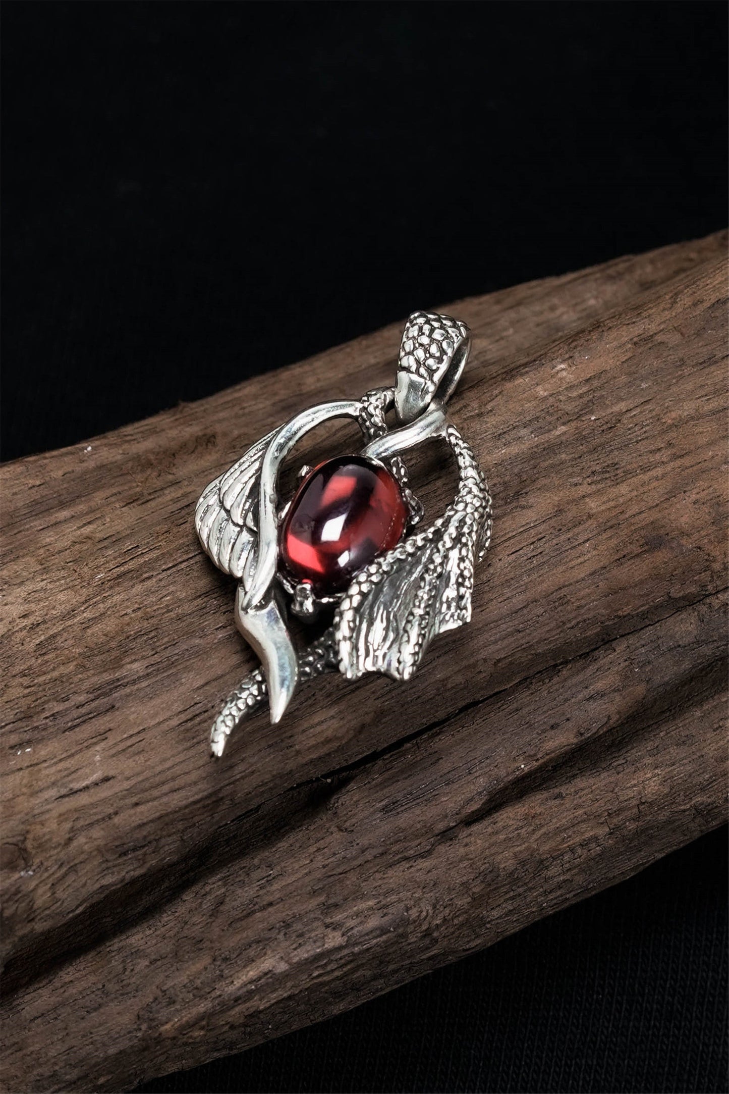 Retro Domineering Dragon Wings Red Zircon Pendant