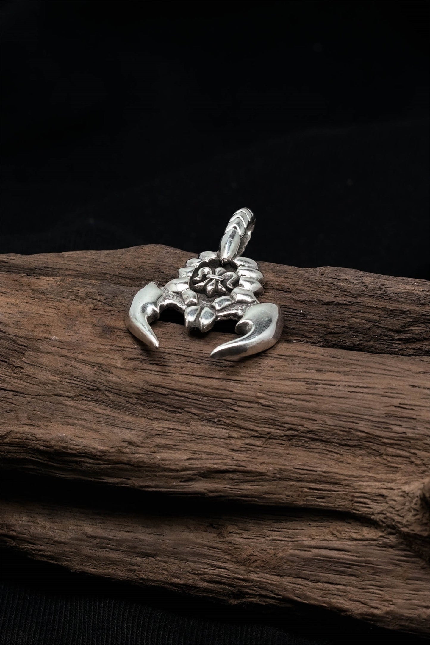 Retro Silver Scorpion Pendant