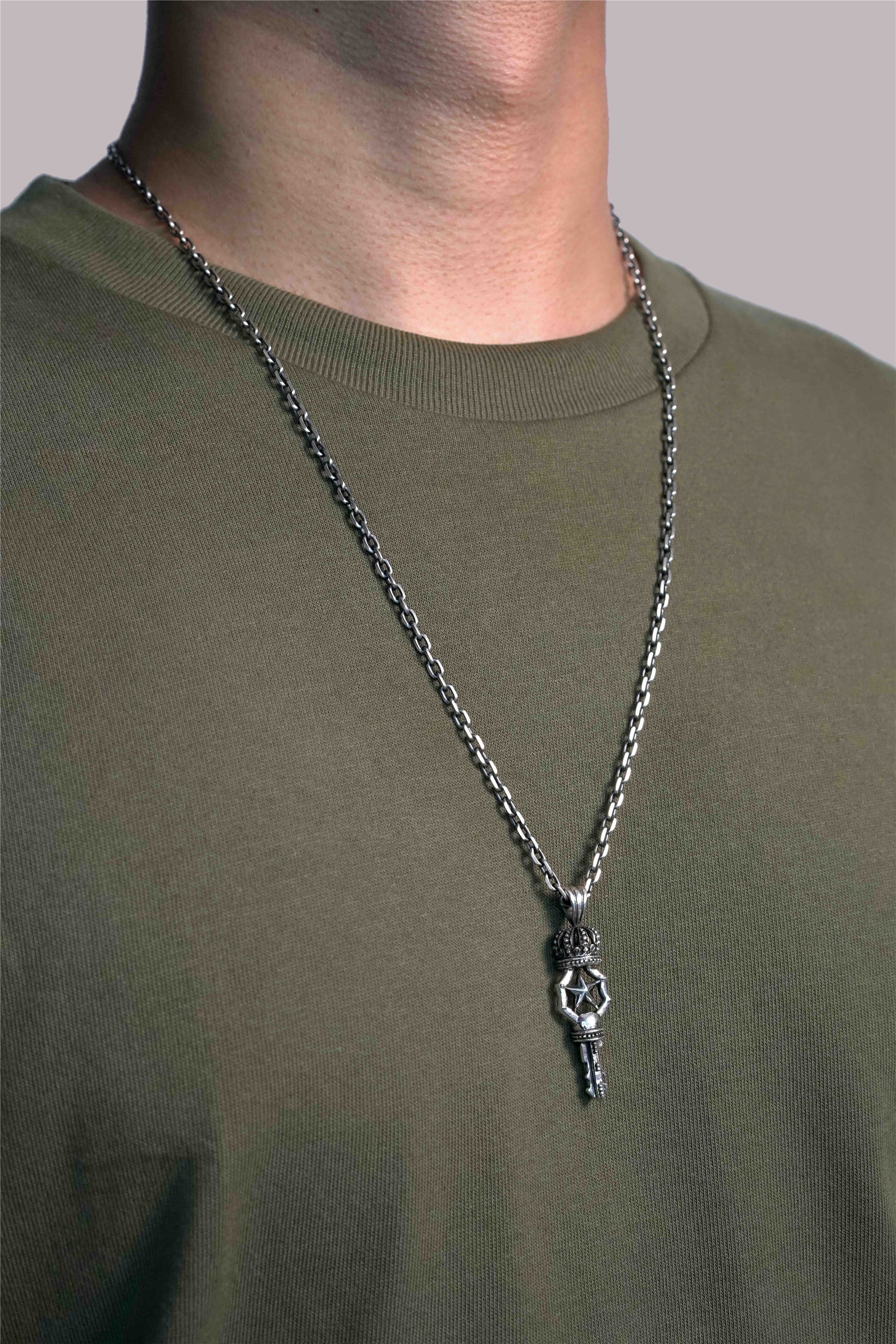 Retro Silver Crown Key Pendant