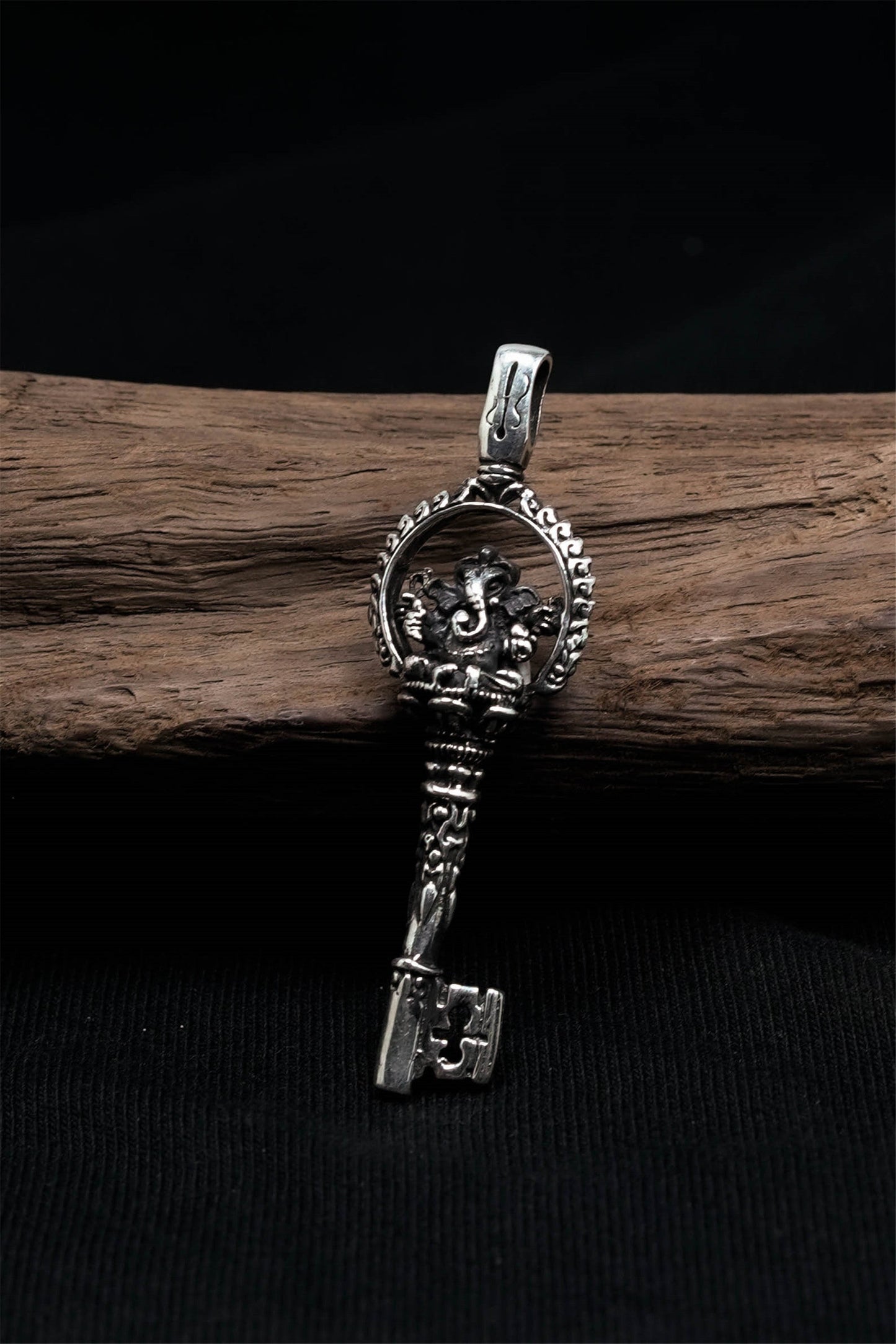 Vintage Key 925 Sterling Silver Pendant