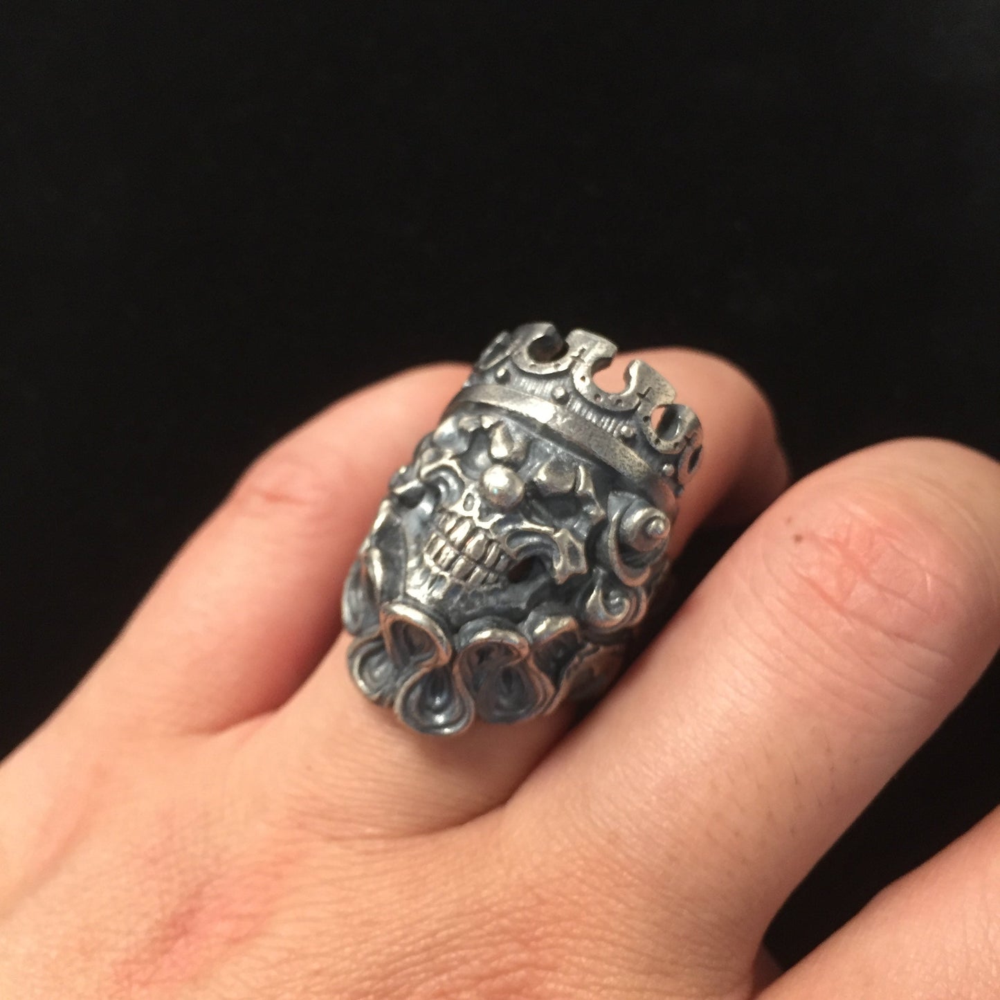 Retro Silver Personality King Skull Ring