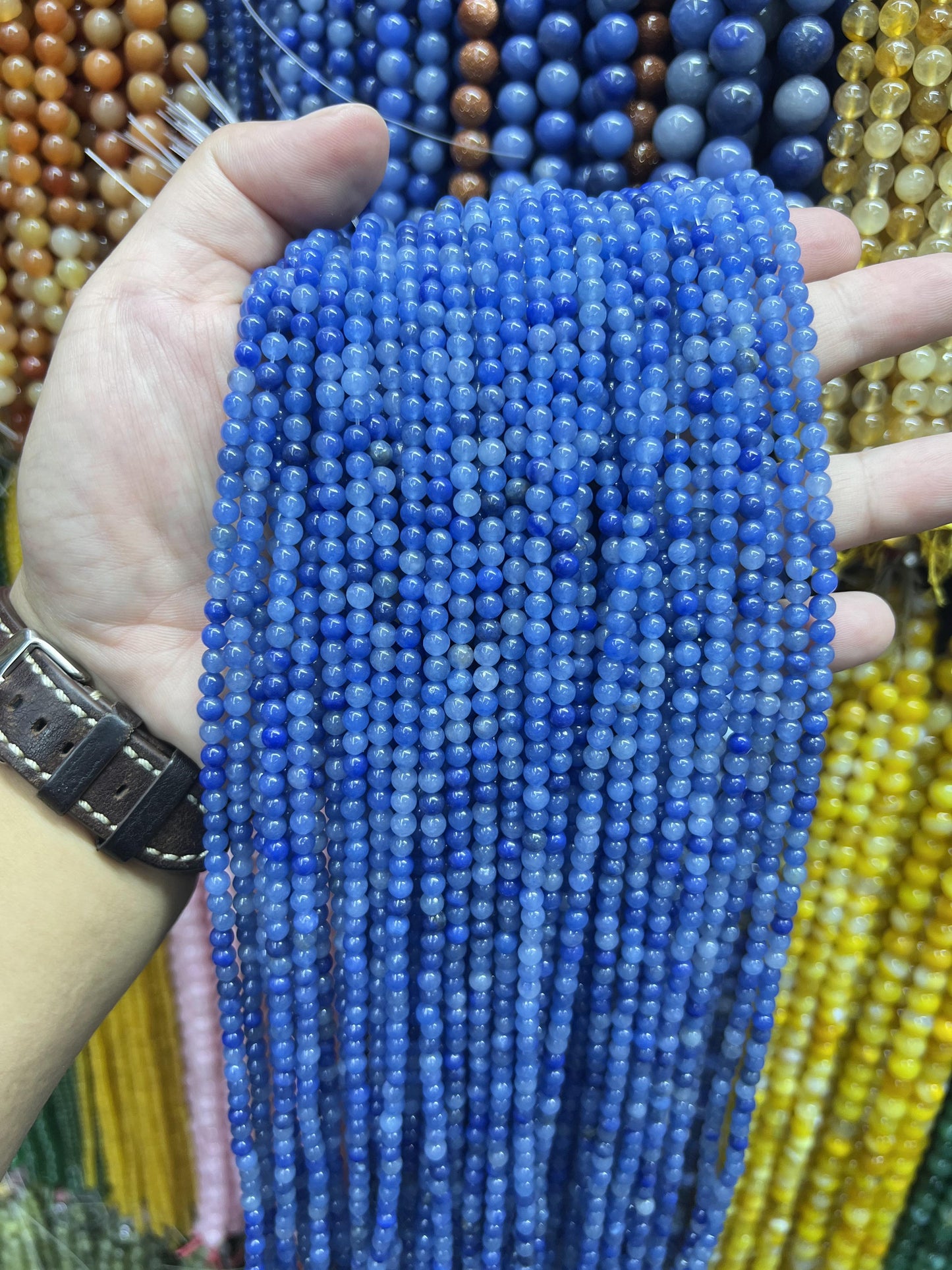 $1  4mm loose beads I