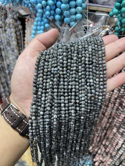 $1  4mm loose beads I