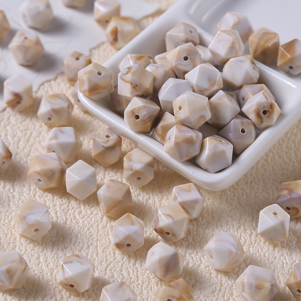 50pcs Vintage Marbled Diamond‑Cut Acrylic Resin Beads