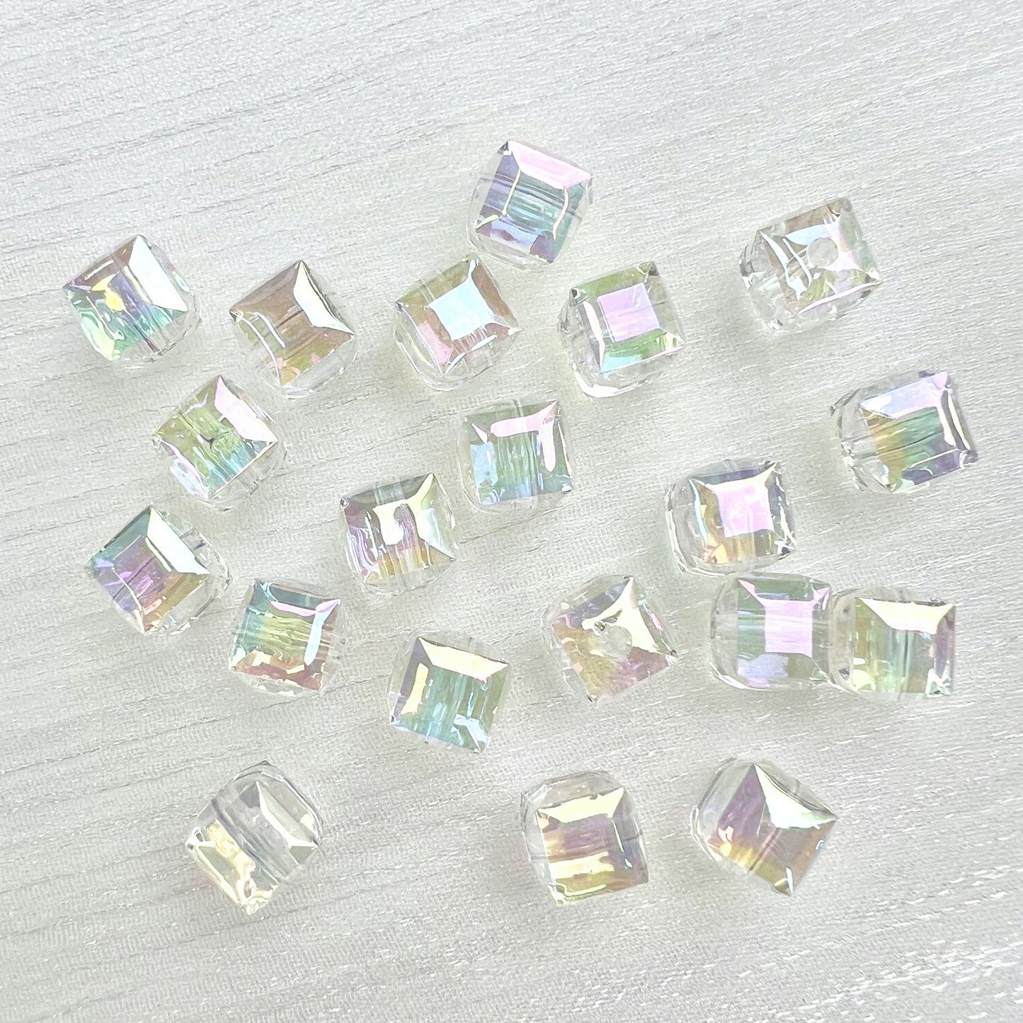 60pcs Transparent Acrylic Cube Beads