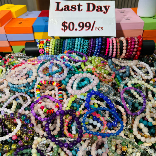 0.99 Dollars Get 1 Crystal Bracelet（Clearance Sale）