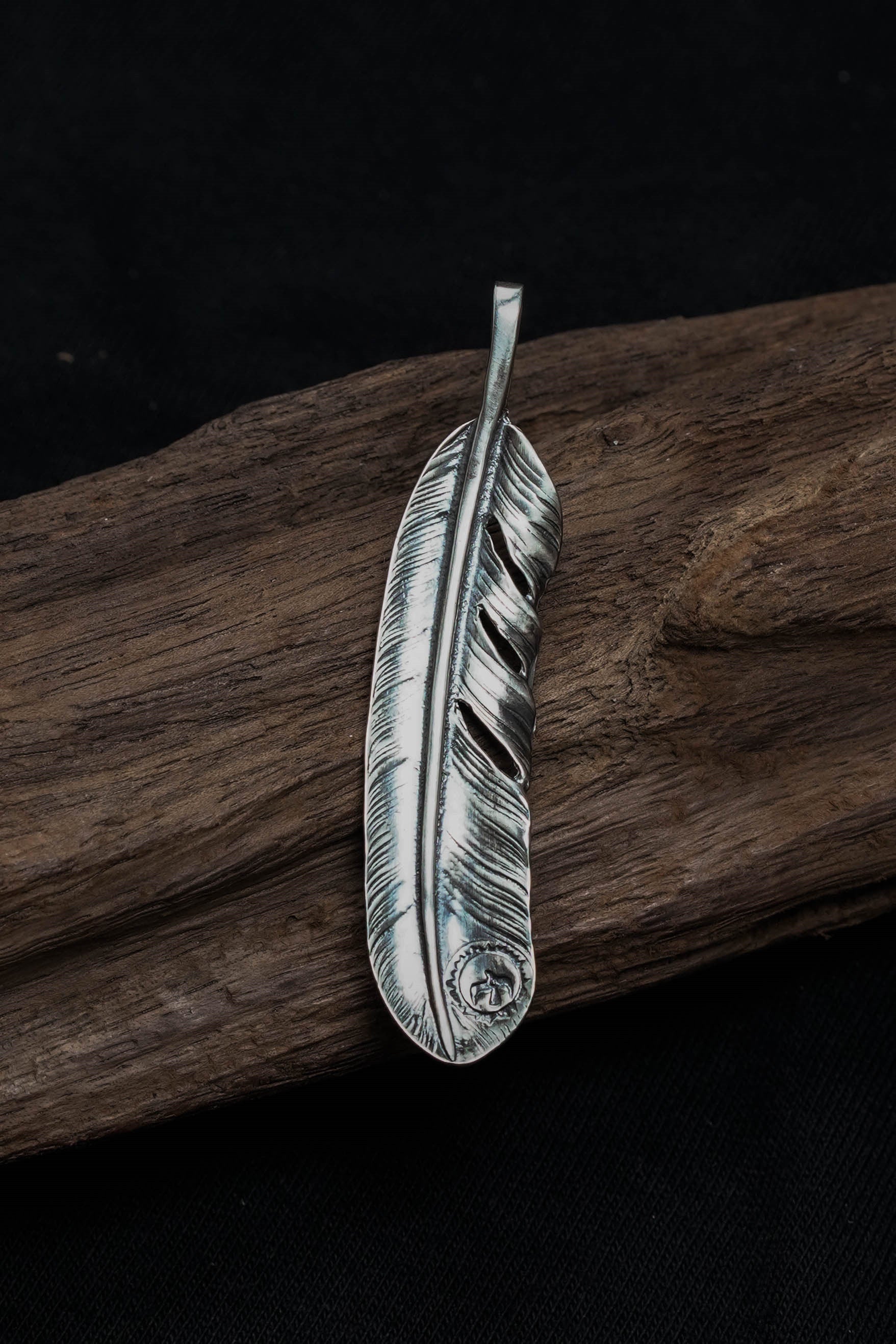 Right Feather Simple Leaf Retro 925 Silver Goro Takahashi Pendant
