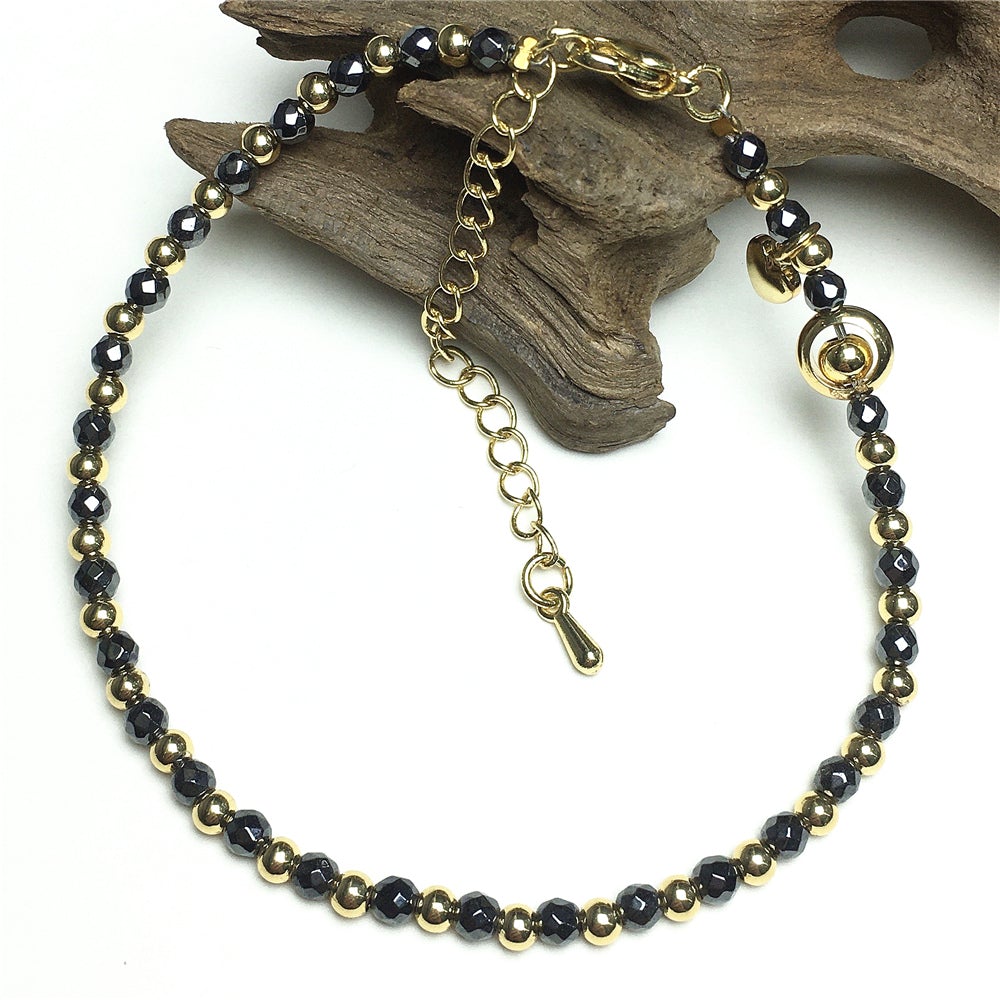 Hematite Gemstone Adjustable Bracelet Tiny Beads Gemstone Bracelet with Love Heart Charm