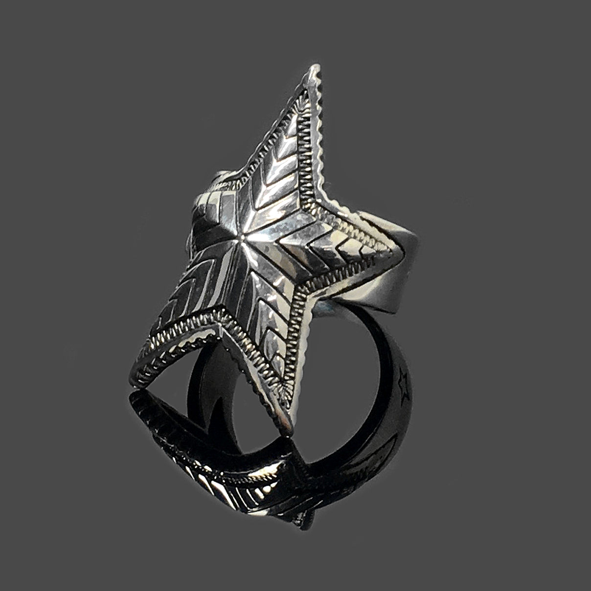 Vintage Sterling Silver Cody Sanderson Engraved Star Ring