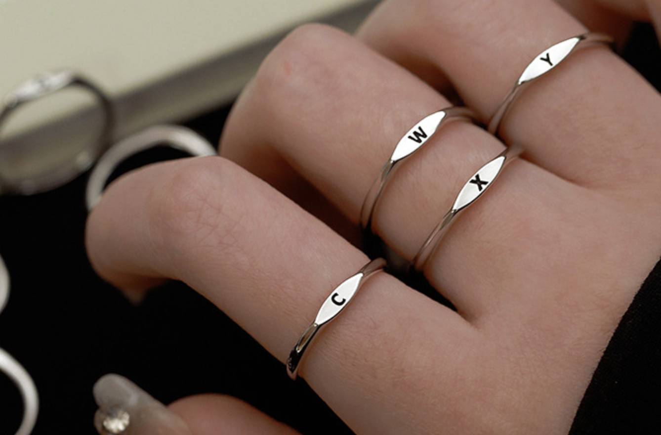 Silver Initial Signet Ring（Buy 3 Get 15% OFF）