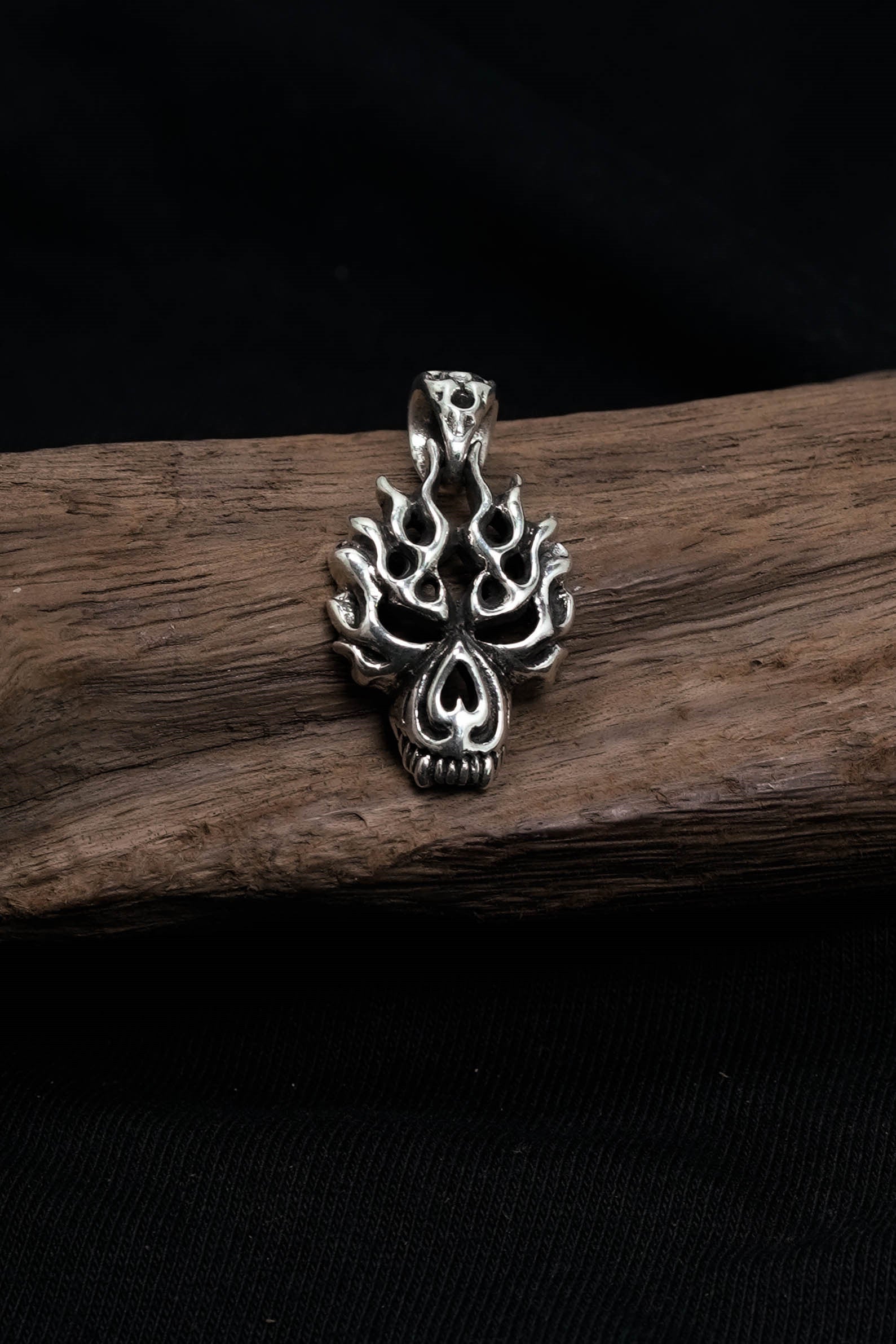 Retro Fire Skull 925 Sterling Silver Pendant