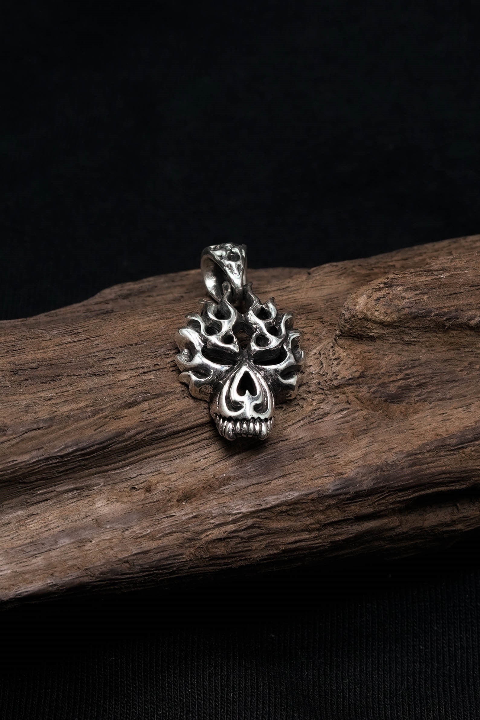 Retro Fire Skull 925 Sterling Silver Pendant